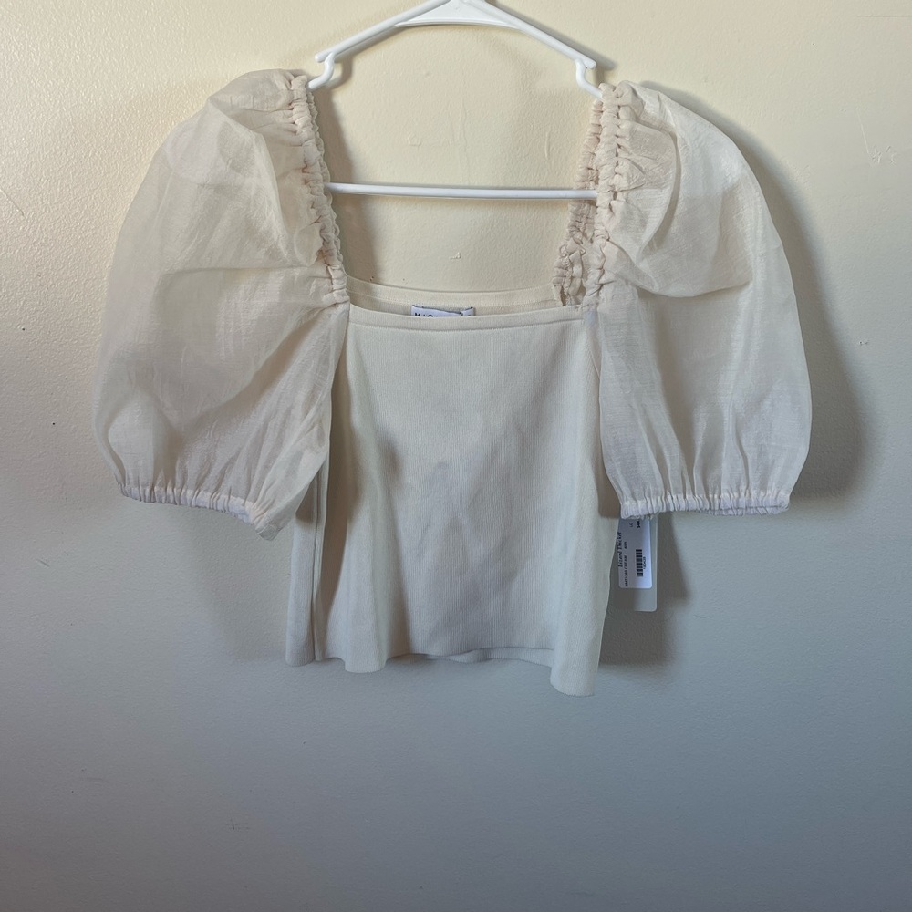 cute ruffle sleeve blouse